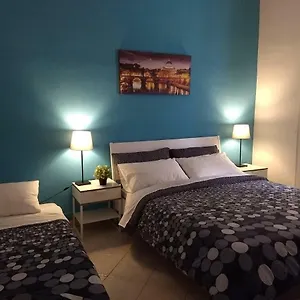 Amoraroma, Economy With Shared Bathrooms Rzym